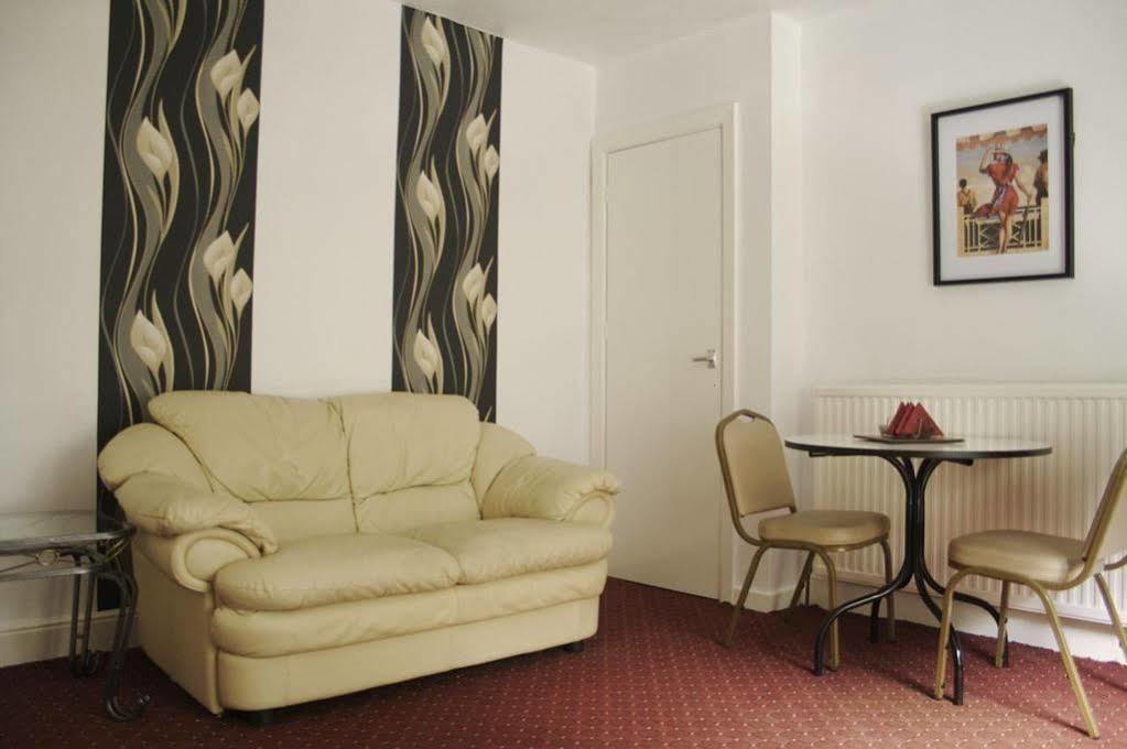 La Suisse Serviced Apartments Manchester Exteriör bild