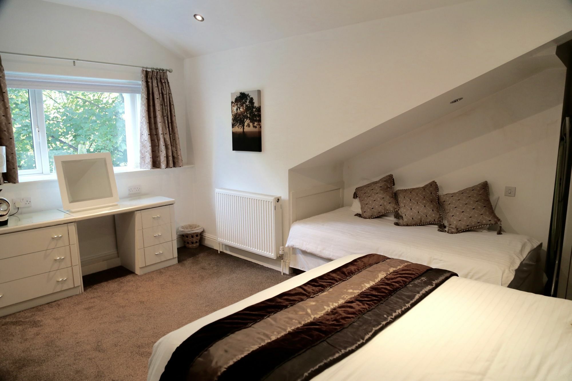 La Suisse Serviced Apartments Manchester Exteriör bild